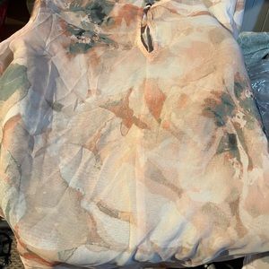 Jennifer Lopez blouse for work or play